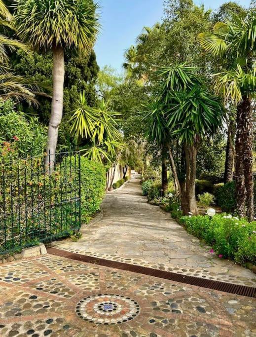 Finca Tierra Sana Estepona Exterior photo